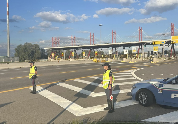 Novara: cittadino ucraino denunciato per falsa identità dopo 11 anni di inganno Novara: cittadino ucraino denunciato per falsa identità dopo 11 anni di inganno