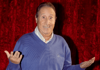 Alvaro Vitali morto, l'omaggio a La volta buona: "Quello che è successo ieri inimmaginabile" Alvaro Vitali morto, l'omaggio a La volta buona: "Quello che è successo ieri inimmaginabile"