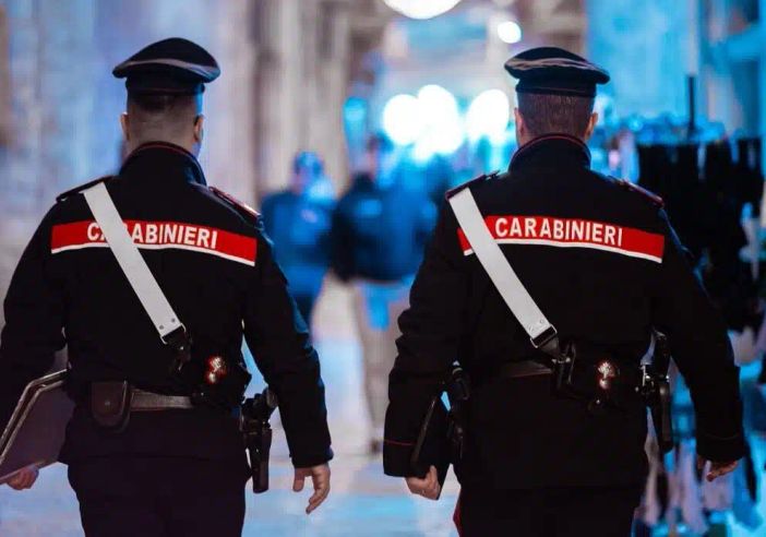 Viaggiavano su uno scooter rubato: denunciati a piede libero due ragazzi di Corbetta e Abbiategrasso