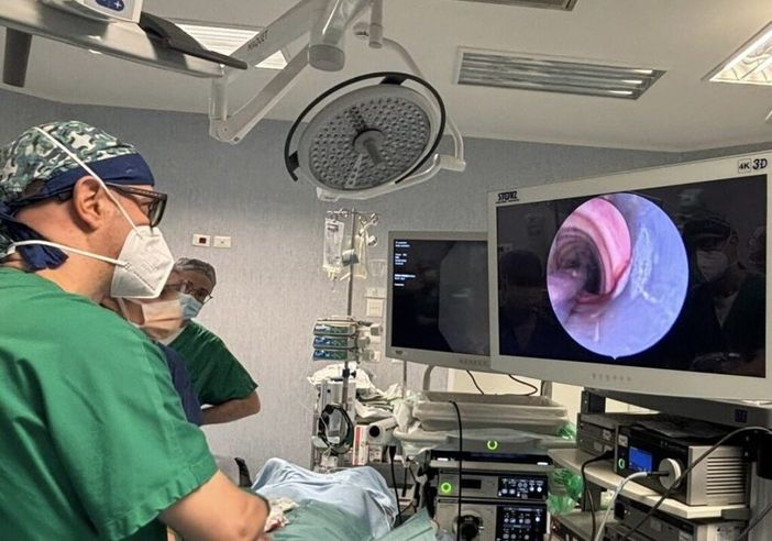 Sanità: eseguita all’Ospedale di Legnano la prima Broncoscopia rigida Sanità: eseguita all’Ospedale di Legnano la prima Broncoscopia rigida