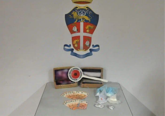 Corsico, in auto con 14,5 chili di hashish: arrestato sulla Tangenziale Ovest dai Carabinieri