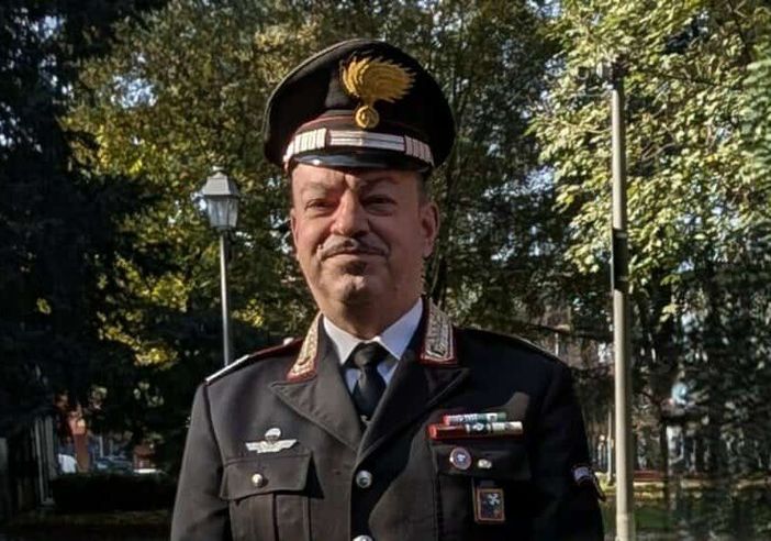 Magenta: il comandante Massimo Simone promosso Luogotenente con due stellette, un traguardo di prestigio