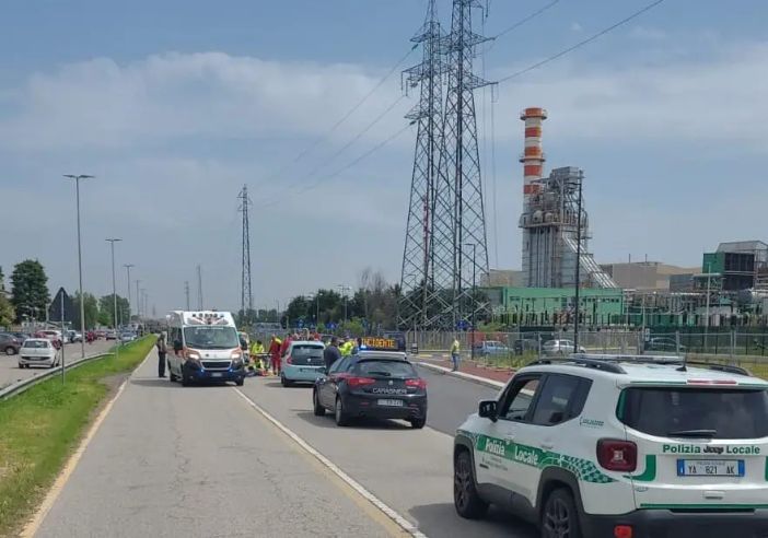 Boffalora sopra Ticino soffoca nel traffico delle ore di punta: oltre tremila veicoli in due ore passano sul ponte del Naviglio Boffalora sopra Ticino soffoca nel traffico delle ore di punta: oltre tremila veicoli in due ore passano sul ponte del Naviglio