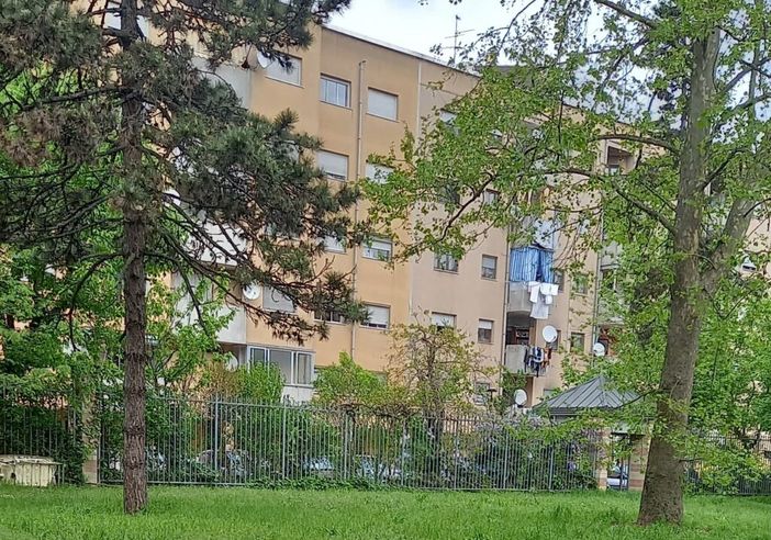 Abbiategrasso: omicidio alle case popolari, tra spaccio, rifiuti e abusivi Abbiategrasso: omicidio alle case popolari, tra spaccio, rifiuti e abusivi