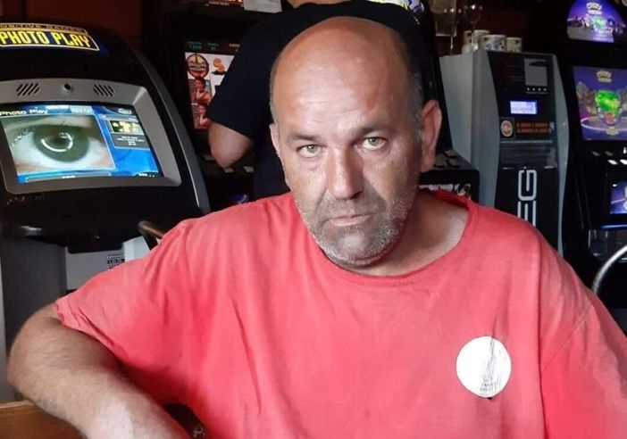 Magenta sotto choc: perde la vita Fabio Di Fulco, volontario nei Vigili del fuoco Magenta sotto choc: perde la vita Fabio Di Fulco, volontario nei Vigili del fuoco