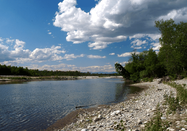 Abbiategrasso, niente bagni alla Gabana