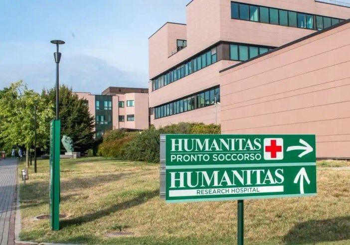 Rozzano, dieci coltellate fuori dalla discoteca: in codice rosso all’Humanitas