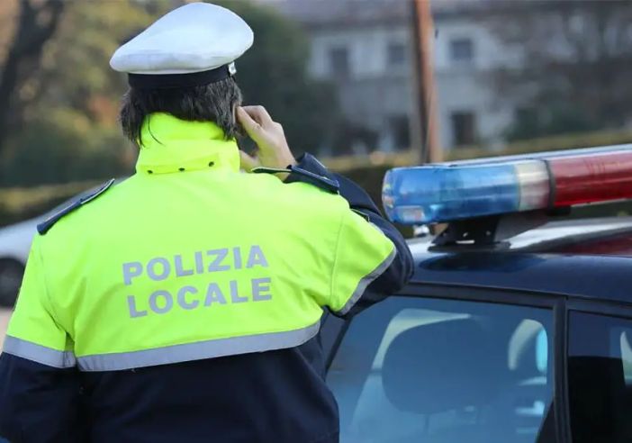 Pavese, tentata corruzione: arrestato un 38enne Pavese, tentata corruzione: arrestato un 38enne
