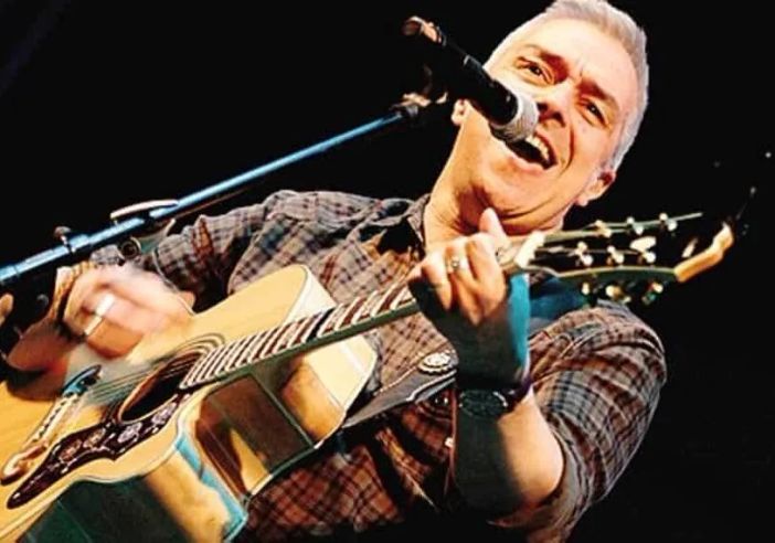 Torna Davide Van De Sfroos: il 17 febbraio a Trecate Torna Davide Van De Sfroos: il 17 febbraio a Trecate