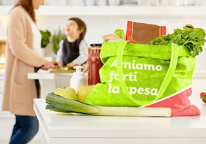 Magentino: code fuori dai supermercati. Come aggirare il problema della spesa?