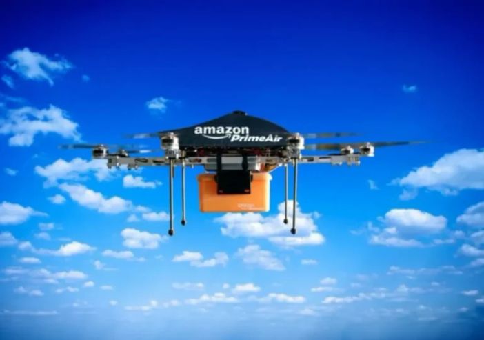 Dal 2024 Prime Air in Italia: le consegne arriveranno coi droni.. Il futuro è arrivato Dal 2024 Prime Air in Italia: le consegne arriveranno coi droni.. Il futuro è arrivato