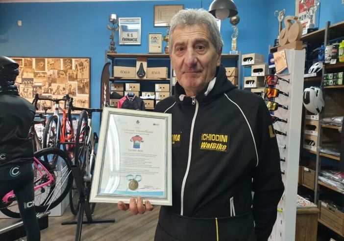 Da Magenta a Castellania, consegnato a Luigino Chiodini il titolo di Ambasciatore di Casa Coppi nel Mondo Da Magenta a Castellania, consegnato a Luigino Chiodini il titolo di Ambasciatore di Casa Coppi nel Mondo