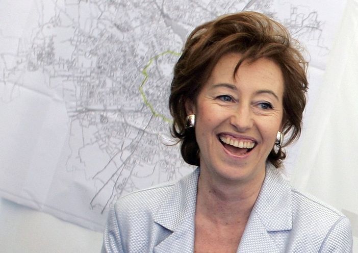 Letizia Moratti, le prime parole da assessore: «Da subito al lavoro per far ripartire la Lombardia» Letizia Moratti, le prime parole da assessore: «Da subito al lavoro per far ripartire la Lombardia»