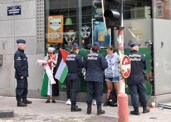 Protesta pro-Pal a Bruxelles, vernice contro negozi e tensioni con polizia Protesta pro-Pal a Bruxelles, vernice contro negozi e tensioni con polizia
