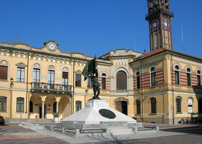 Zona rossa a Mede, la prefettura dispone posti di blocco e didattica a distanza Zona rossa a Mede, la prefettura dispone posti di blocco e didattica a distanza