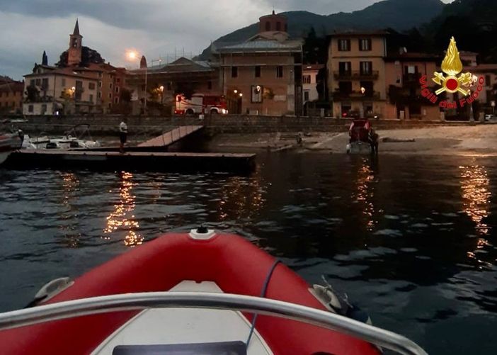 Tragedia stanotte nelle acque del lago Maggiore, 28enne muore annegato a Laveno Tragedia stanotte nelle acque del lago Maggiore, 28enne muore annegato a Laveno