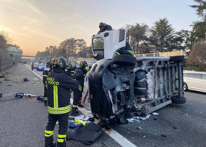 Autolaghi, un altro incidente: un ferito e tre chilometri di coda tra Busto e Castellanza