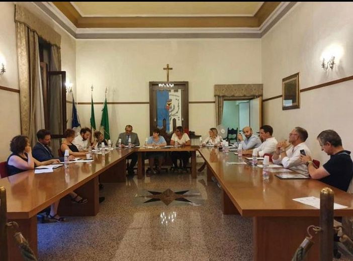 Cassolnovo covid-19, comunicato dei capigruppo. “Il peggio è passato, ma teniamo alta la guardia” Cassolnovo covid-19, comunicato dei capigruppo. “Il peggio è passato, ma teniamo alta la guardia”