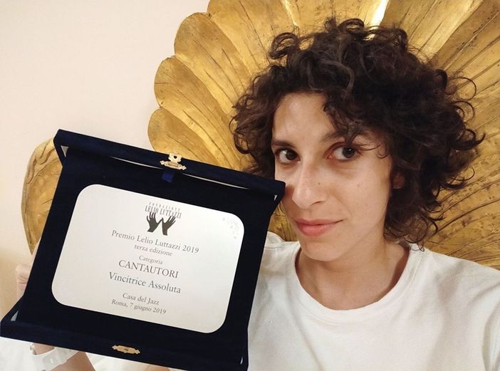 Mortara, la vocalist Caterina Comeglio si aggiudica il Premio Lelio Luttazzi alla Casa del Jazz di Roma Mortara, la vocalist Caterina Comeglio si aggiudica il Premio Lelio Luttazzi alla Casa del Jazz di Roma