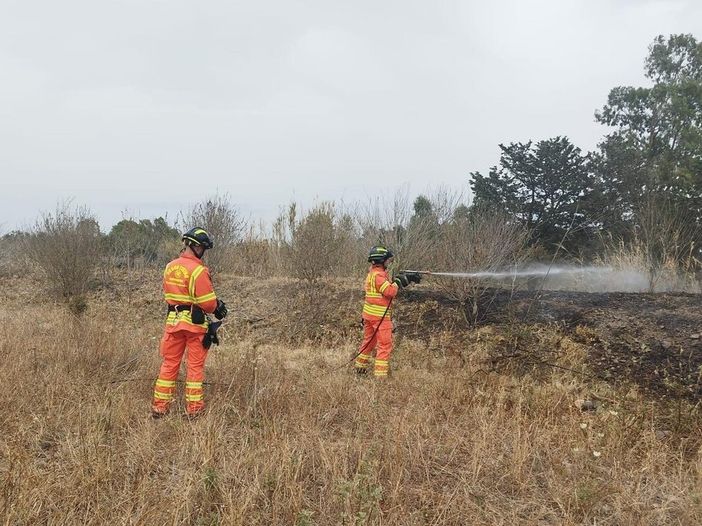 Antincendio boschivo, gemellaggio tra Lombardia, Sicilia e Sardegna. Inviati 156 volontari