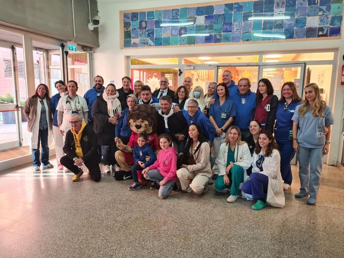 Pavia: restyling delle due sale medici di oncoematologia pediatrica, grazie alla donazione de “La Mitica” nazionale ragazzi guariti dalla leucemia aps