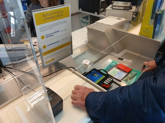 Poste Italiane: al via negli uffici postali Polis della provincia di Pavia il servizio di rilascio e rinnovo passaporti