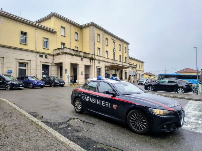 Rapine e furti alla stazione ferroviaria di Mortara: i carabinieri individuano il responsabile Rapine e furti alla stazione ferroviaria di Mortara: i carabinieri individuano il responsabile