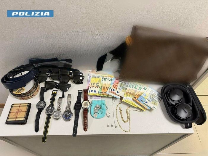 Presa la banda dei furti in abitazione: avevano messo a segno 17 colpi tra Lombardia e provincia di Pavia