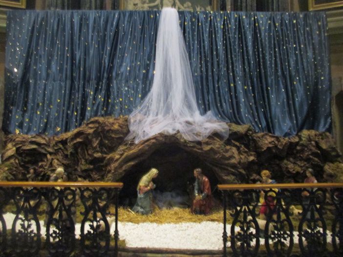 Garlasco ha salutato l’inizio delle festività con la pista di pattinaggio e l’immancabile mercatino dell’antiquariato in piazza della Repubblica Garlasco ha salutato l’inizio delle festività con la pista di pattinaggio e l’immancabile mercatino dell’antiquariato in piazza della Repubblica