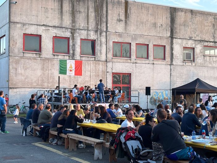 Mede, grande successo per la 3° edizione di "Na sira insema i pumpier"