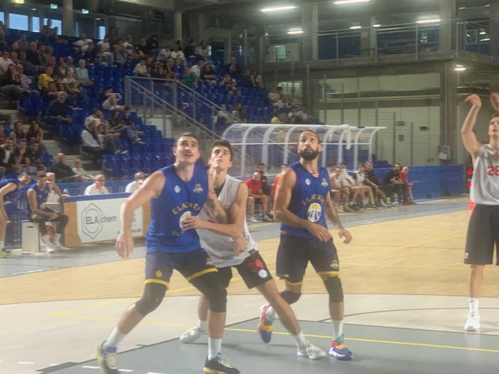 (foto Nuova Pallacanestro Vigevano 1955) (foto Nuova Pallacanestro Vigevano 1955)