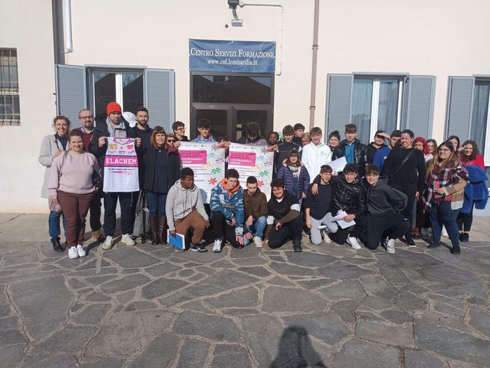 Continuano nelle scuole vigevanesi gli incontri in collaborazione con &quot;Kore Coop. - Donna tutto per te&quot;