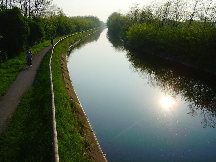 Cade nel Villoresi, grave un 69enne Cade nel Villoresi, grave un 69enne