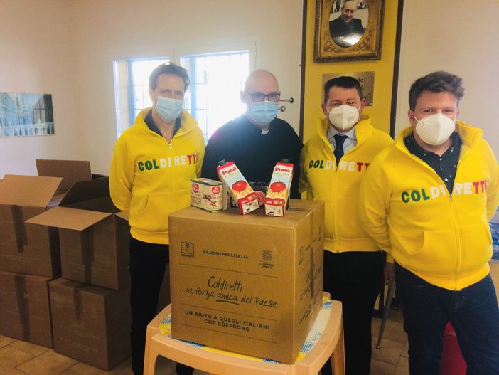 Coldiretti, prodotti alimentari 100% italiani  in dono alle famiglie in difficoltà