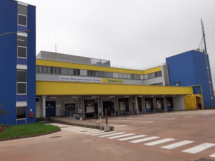 In provincia di Pavia, Poste Italiane potenzia lo smistamento e il recapito per il picco di consegne legate  al black friday e alle festività
