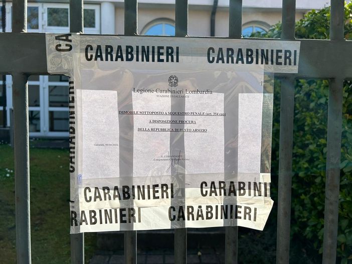 Tragedia a Gallarate, coppia di settantenni trovata senza vita nella loro casa: si tratterebbe di un omicidio suicidio