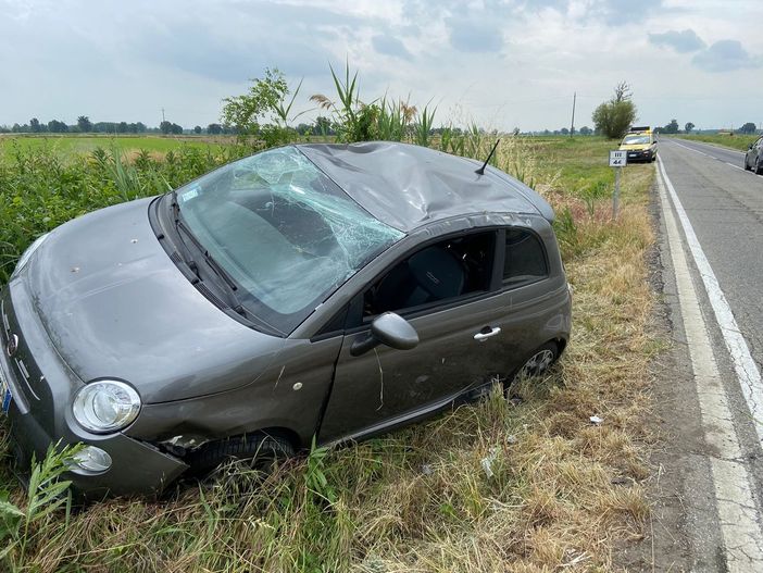 San Giorgio: esce di strada con l'auto sulla provinciale, 30enne soccorsa in elicottero San Giorgio: esce di strada con l'auto sulla provinciale, 30enne soccorsa in elicottero