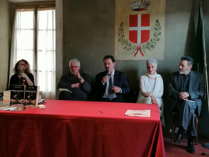 Mede, "Rosso Ducale", i misteri di Vigevano di Davide Zardo, presentato al castello Sangiuliani