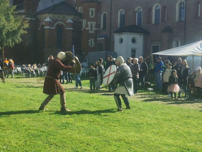 FOTO e VIDEO. Due giorni medioevale con Vercellae Hospitalis FOTO e VIDEO. Due giorni medioevale con Vercellae Hospitalis