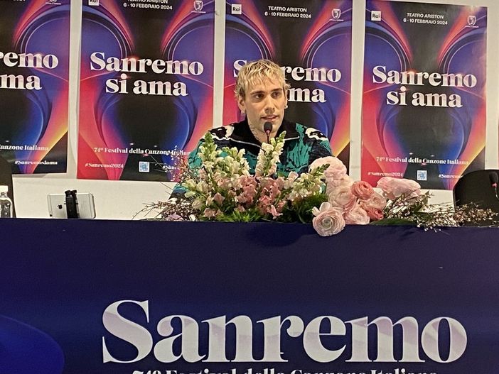 Mr. Rain torna a Sanremo con 'Due altalene': "Scrivo per raccontare le storie che mi hanno colpito"