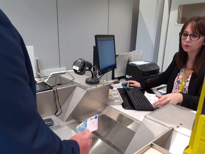 Da luglio servizio passaporti in tutti gli uffici postali d’Italia Da luglio servizio passaporti in tutti gli uffici postali d’Italia