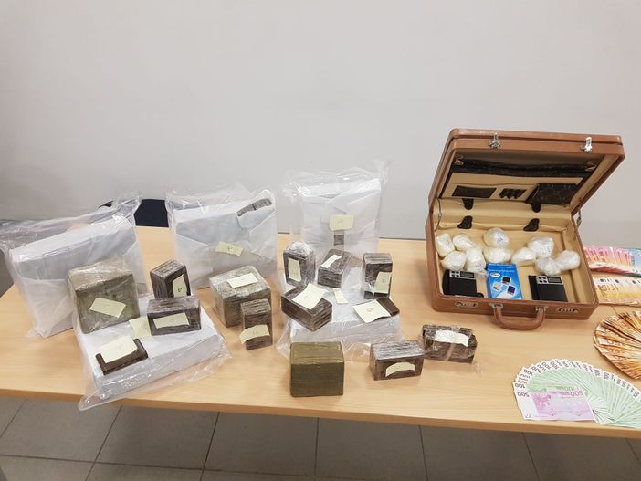 Arrestato un pusher 30enne dalla Polizia locale di Rho