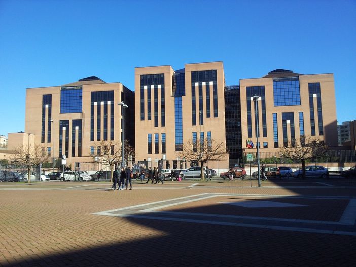 Milano, ragazza 25enne trovata morta nei bagni dello IULM Milano, ragazza 25enne trovata morta nei bagni dello IULM