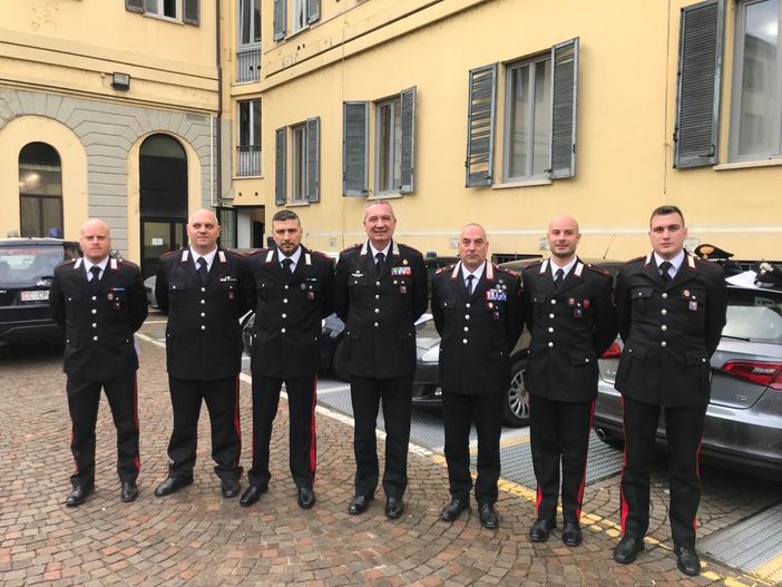 Tre carabinieri della stazione di Sartirana premiati con un encomio scritto Tre carabinieri della stazione di Sartirana premiati con un encomio scritto