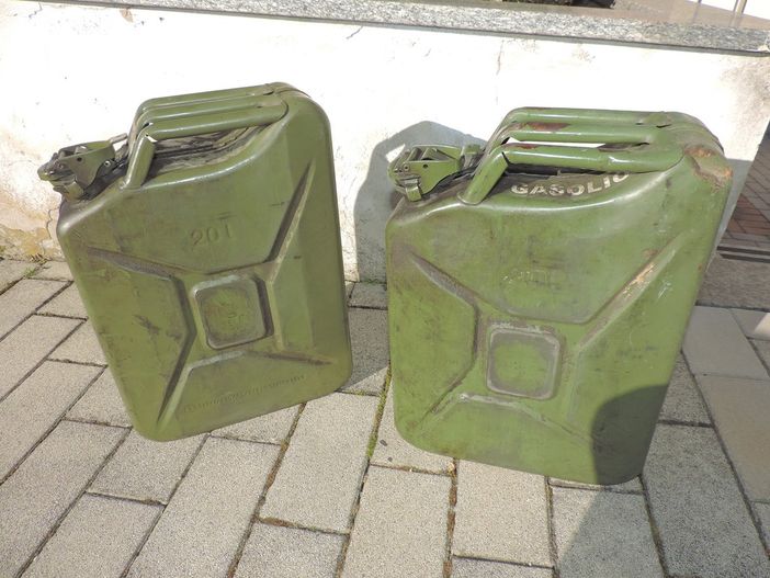 Cassolnovo: arrestati per appropriazione indebita aggravata continuata e ricettazione due "vampiri" del gasolio