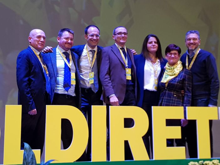 Riso, Coldiretti: agricoltori in piazza contro invasione asiatica scoppia guerra riso, serve produrre tre chili per acquistare un caffè