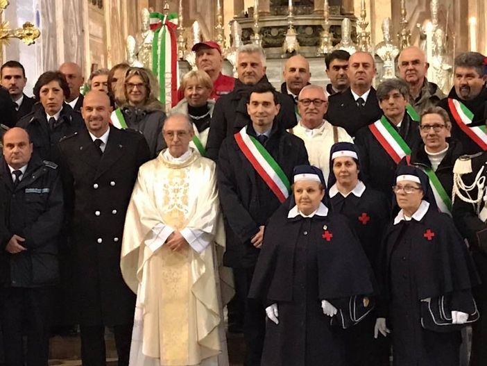 - FOTONOTIZIA - Vigevano: l'amministrazione comunale presente alla messa della Virgo Fidelis