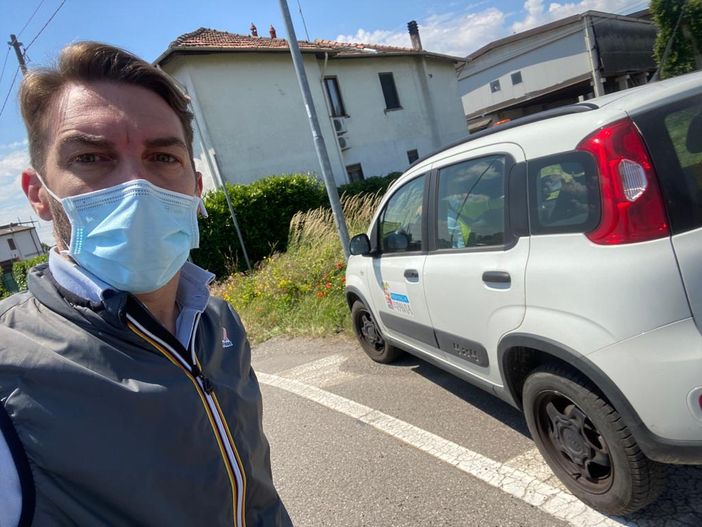 Gambolò, 15 incidenti in un anno nella pericolosa rotonda sulla Sp 183. Interviene la provincia Gambolò, 15 incidenti in un anno nella pericolosa rotonda sulla Sp 183. Interviene la provincia
