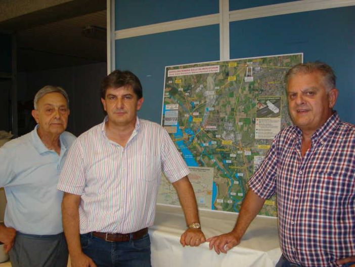 Le strade antiche (celtiche e romane) che conducevano agli attraversamenti del fiume (guadi, porti, ponti): le tracce nel territorio della riva sinistra del Ticino