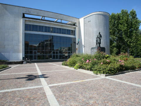 Vigevano: caso-bis, chiede il reddito di cittadinanza e scopre di essere morto